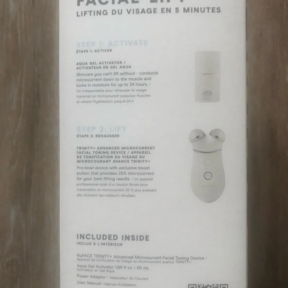 NuFace Trinity + Facial Toning Device Starter Kit, w/ Super Antioxidant Booster - Picture 3 of 6